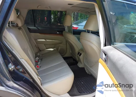 2013 Subaru Outback 2.5I Limited z USA, uszkodzony, nr VIN 4S4BRCKC0D3251043